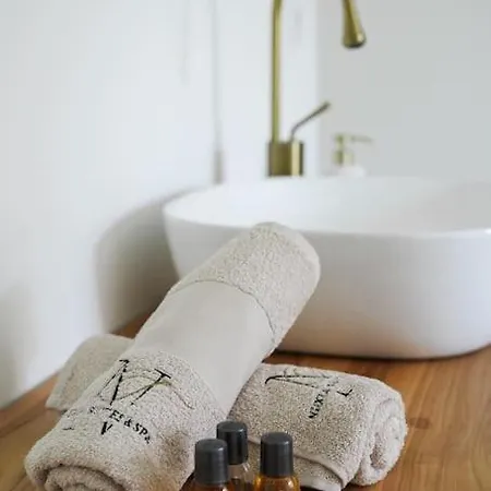 Nuxia Suites&spa L'aboheme Chic Apartmán *
