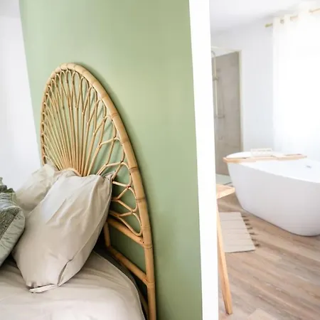Nuxia Suites&spa L'aboheme Chic Appartement *